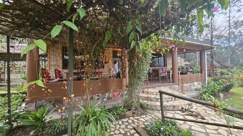 Nyore Hillside Retreat主图