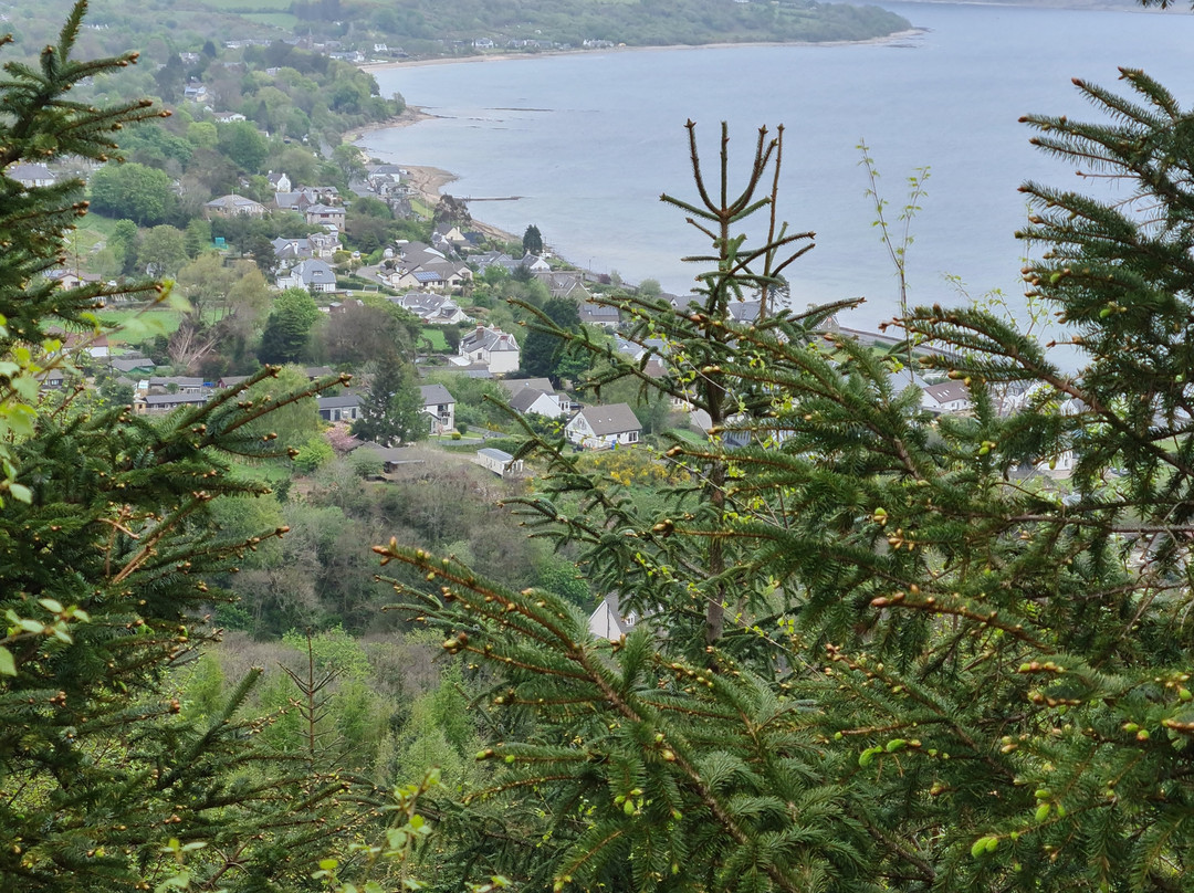 Giants' Graves-Whiting Bay必去景点