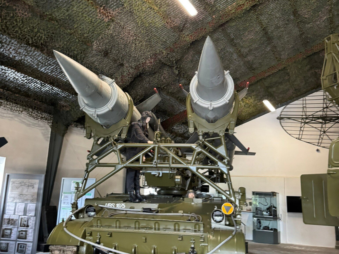 PanzerMuseum East-斯劳厄尔瑟必去景点