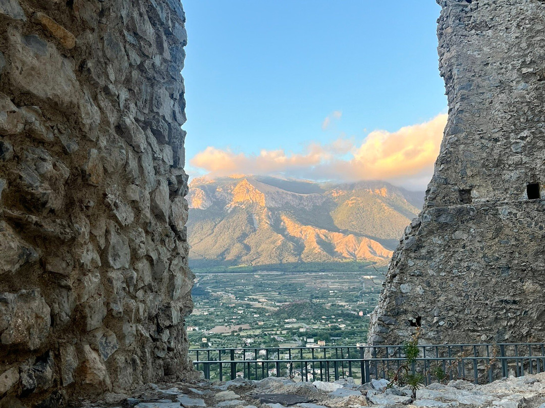 Castello di Morano Calabro-Morano Calabro必去景点