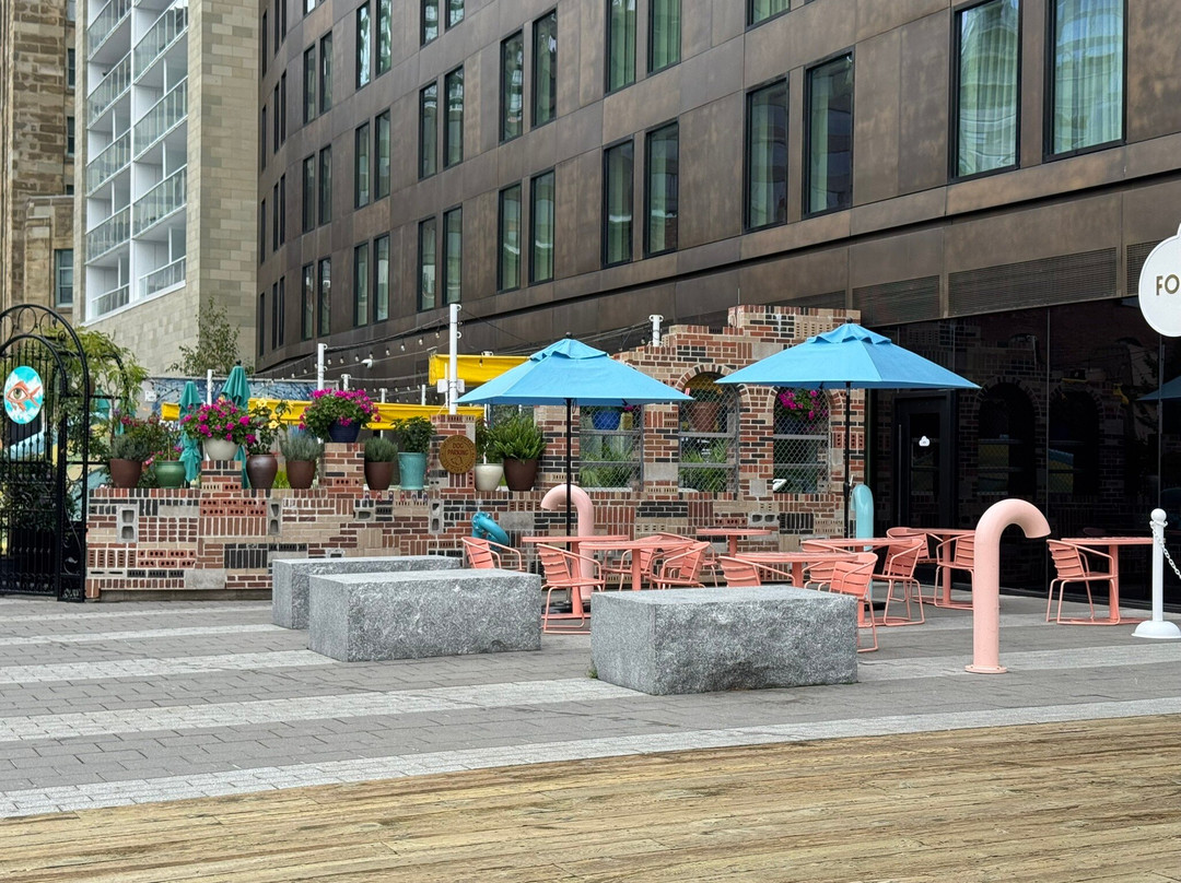 Halifax Waterfront Boardwalk-哈利法克斯必去景点