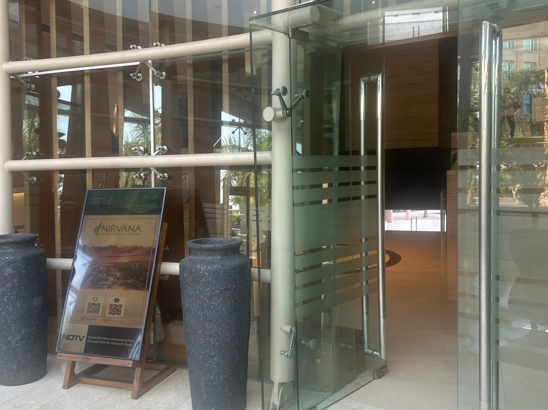 NIRVANA Luxury Hotel I Ludhiana主图