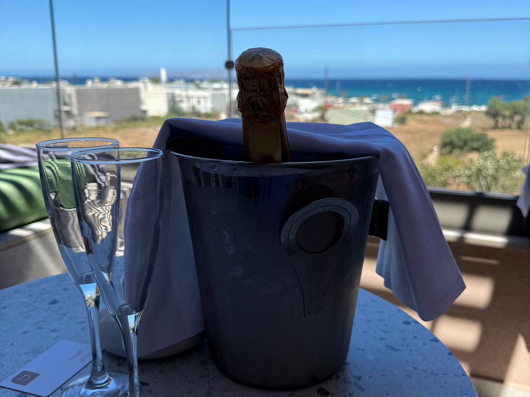 Paralos Venus Suites主图