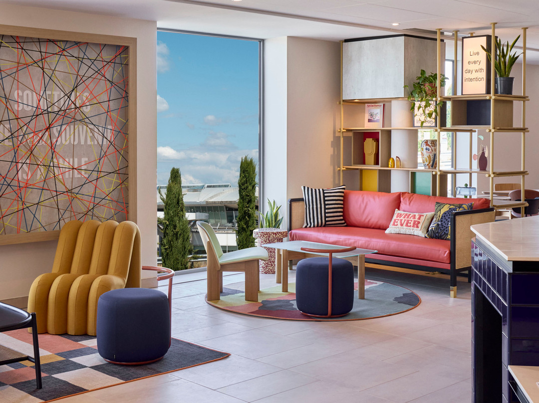 Hampton By Hilton Lyon Airport