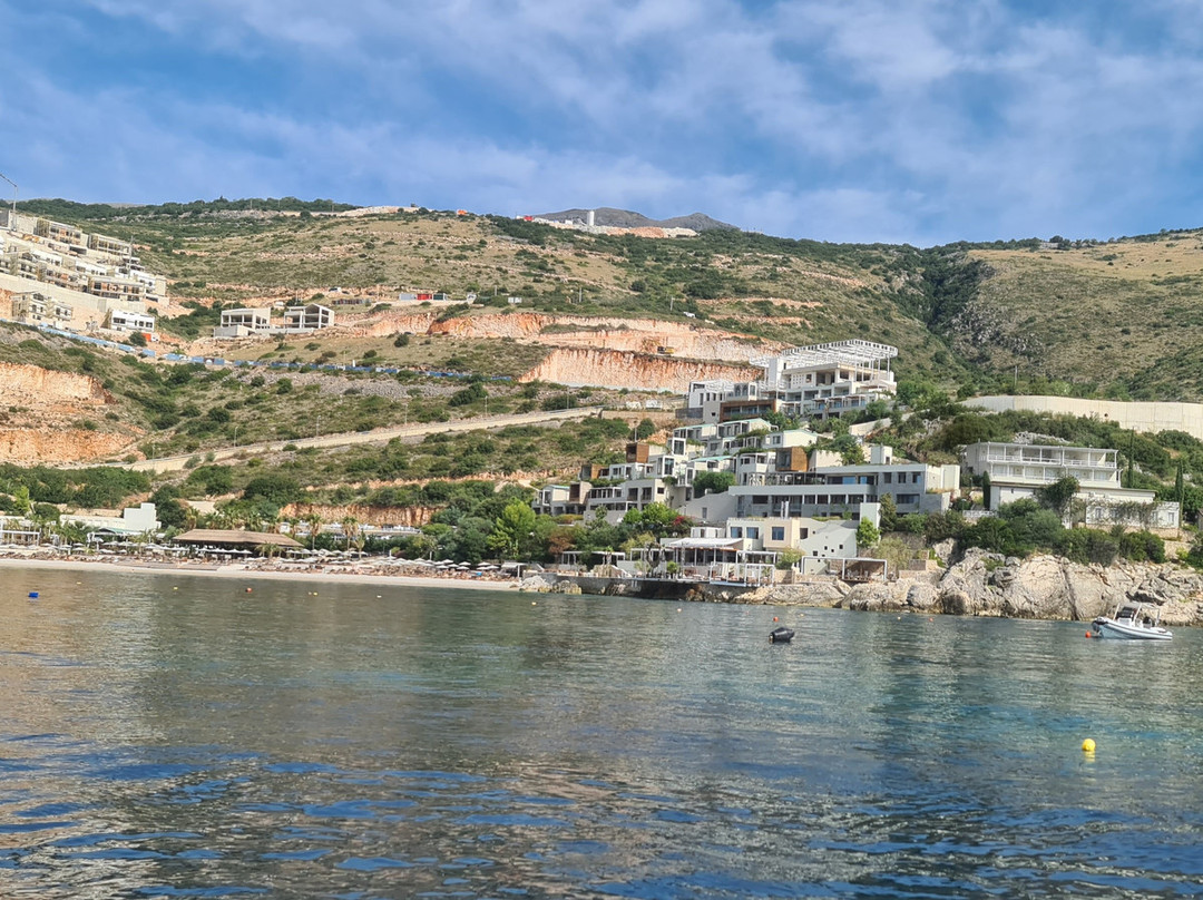 Lido Boat Tours-Himare必去景点