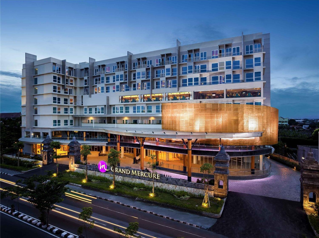 Sleman酒店住宿-日惹阿迪苏西比托雅高美爵酒店