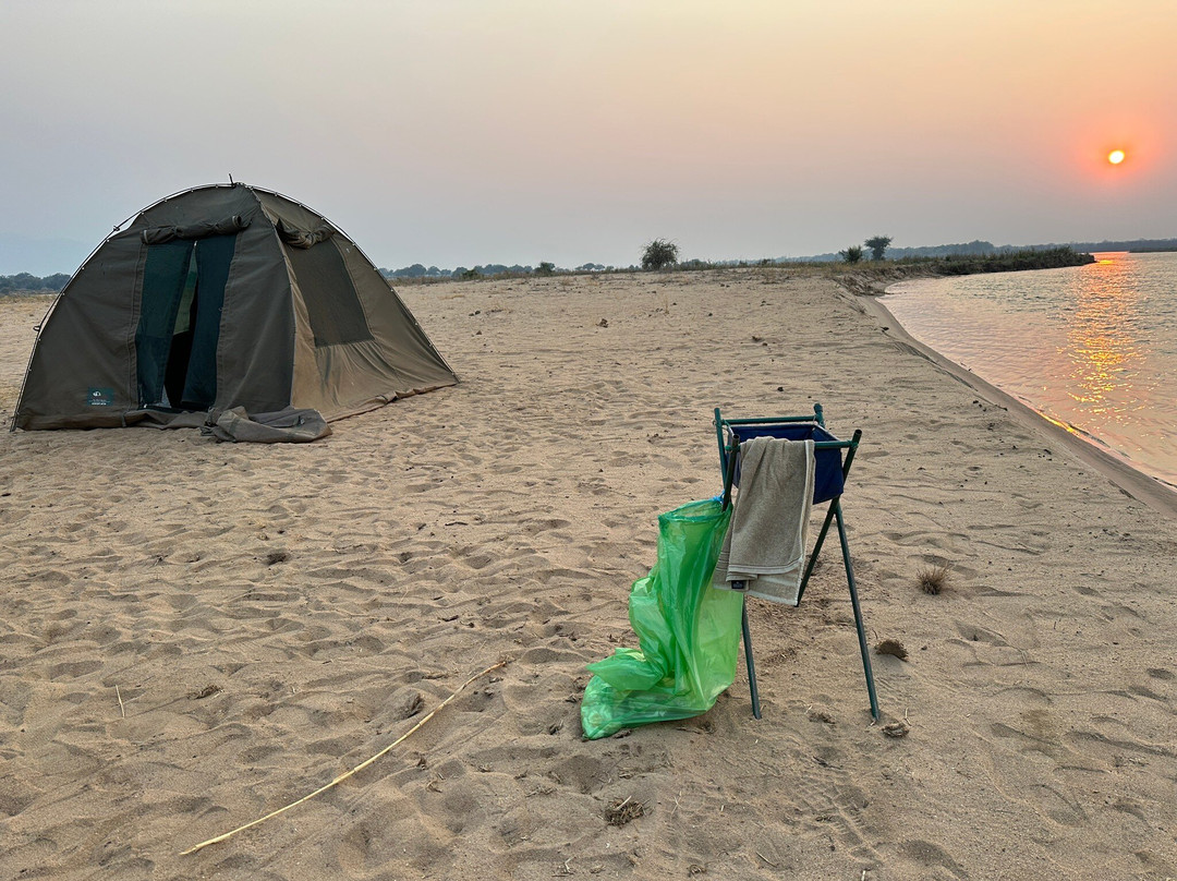 Absolute Zambia Safaris-卢萨卡必去景点
