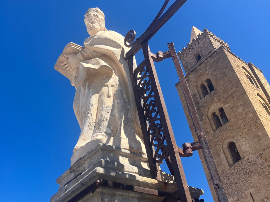 Piazza del Duomo-切法卢必去景点