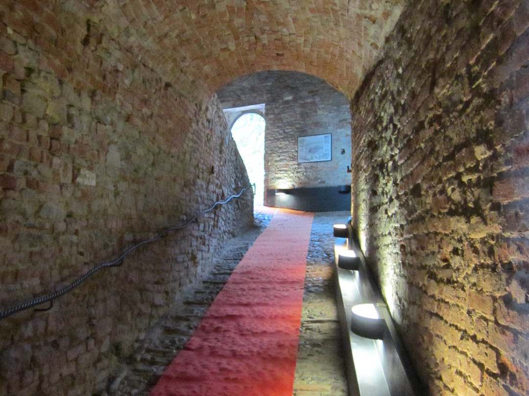 Castello Dei Paleologi-Casale Monferrato必去景点