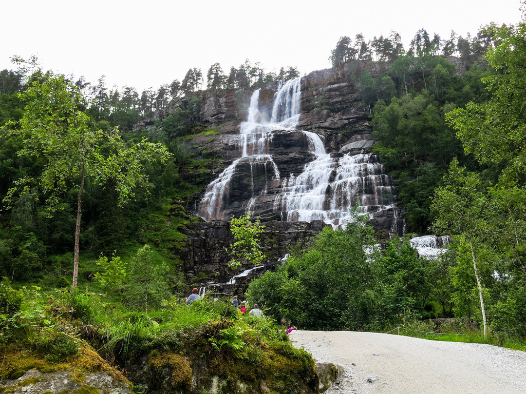 Tvindefossen-沃斯市必去景点