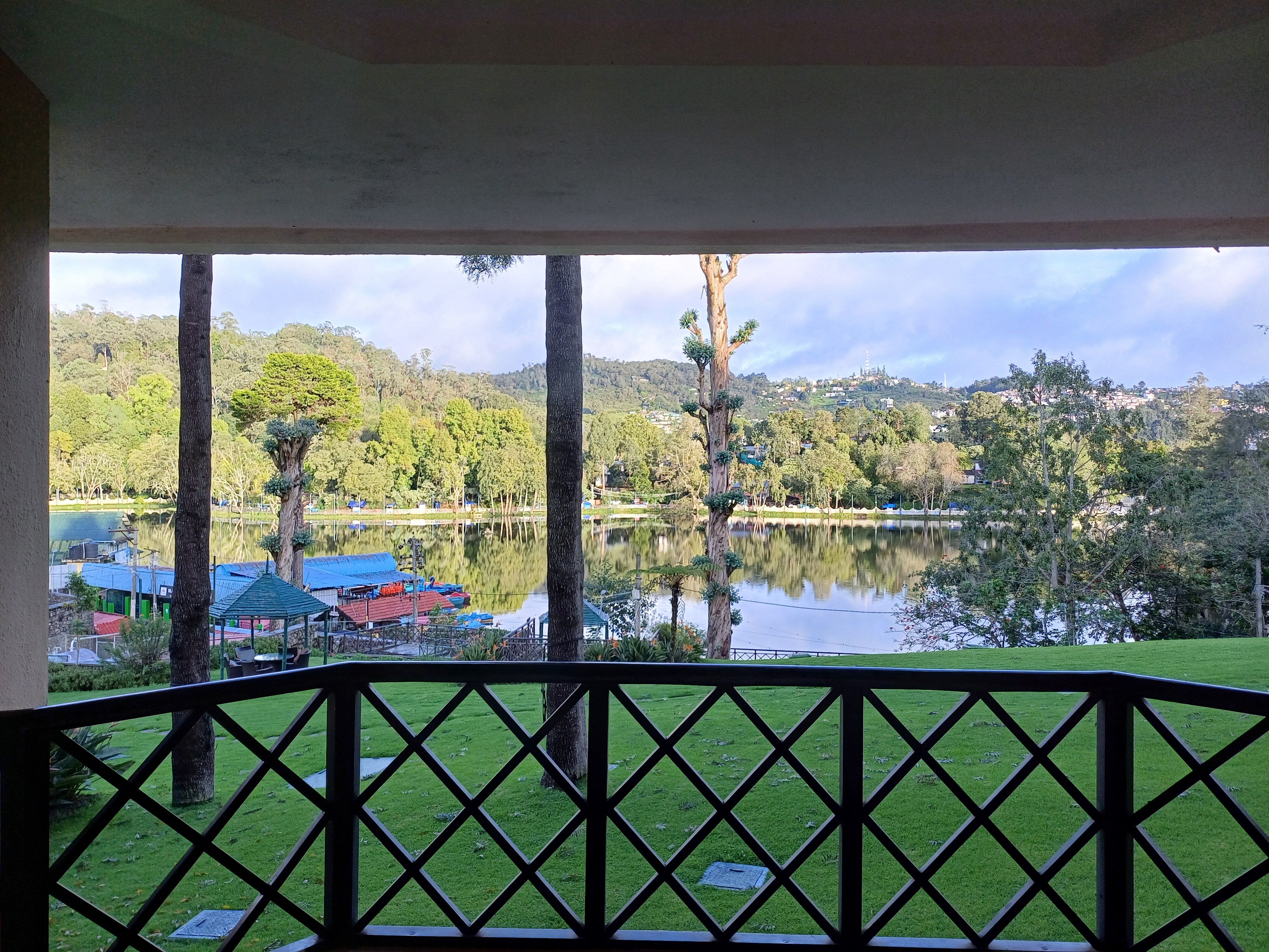 卡尔顿酒店-官方