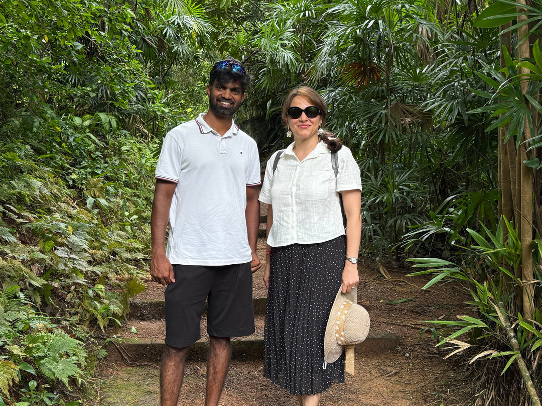 Riu Lanka Tours & Travels-亚洪加拉必去景点