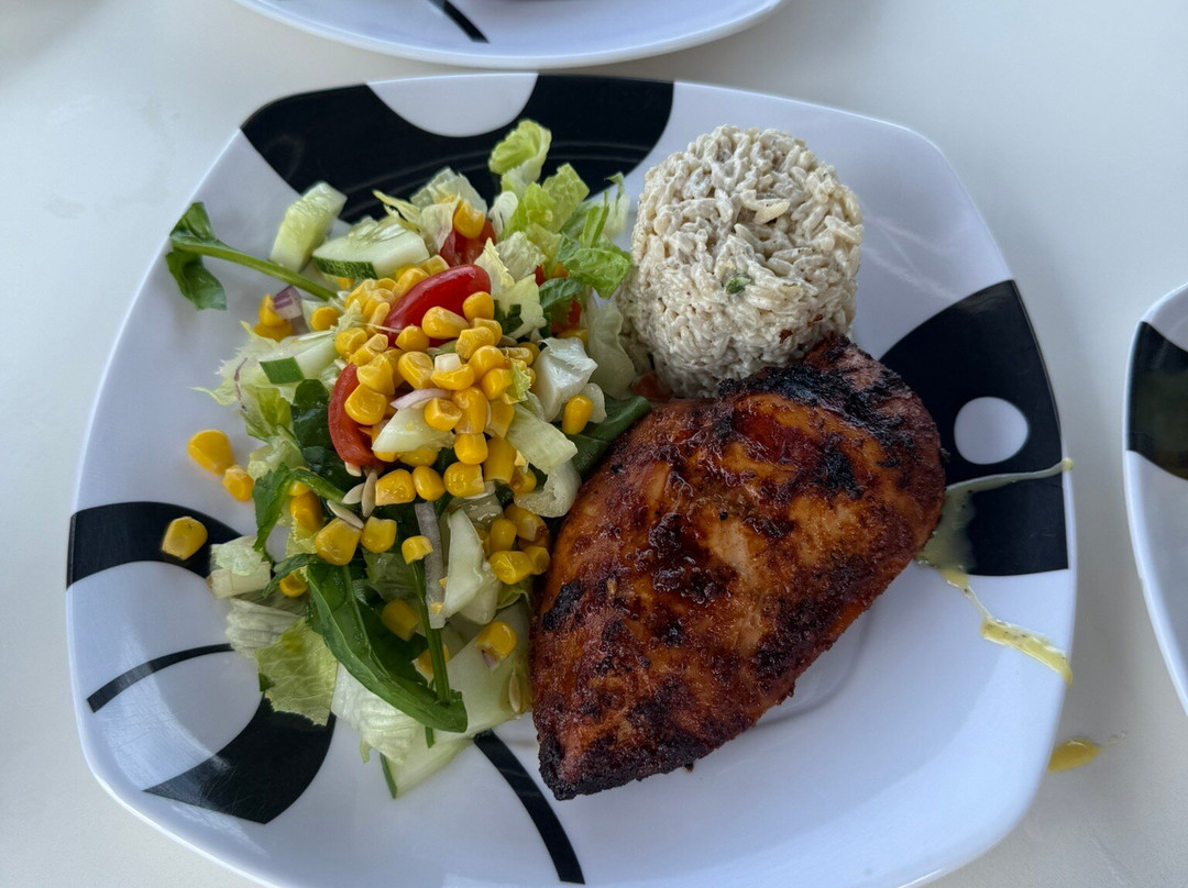 Catamaran Sailing Antigua-Jolly Harbour必去景点