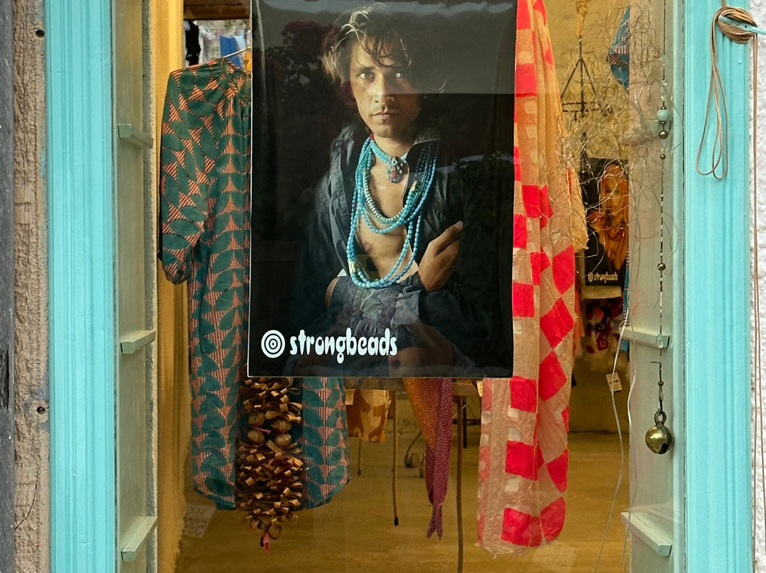 Strongbeads-Skala Eresou必去景点