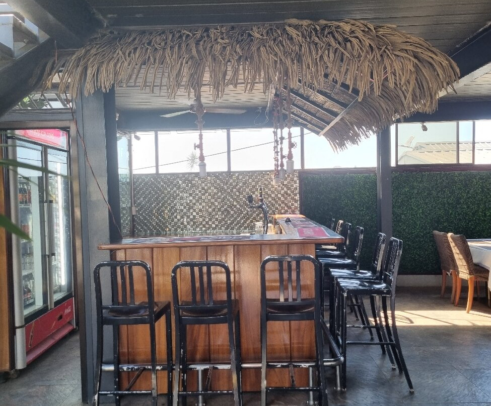 Airport Ace Hotel主图