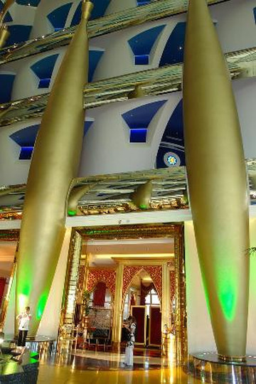 迪拜帆船酒店主图