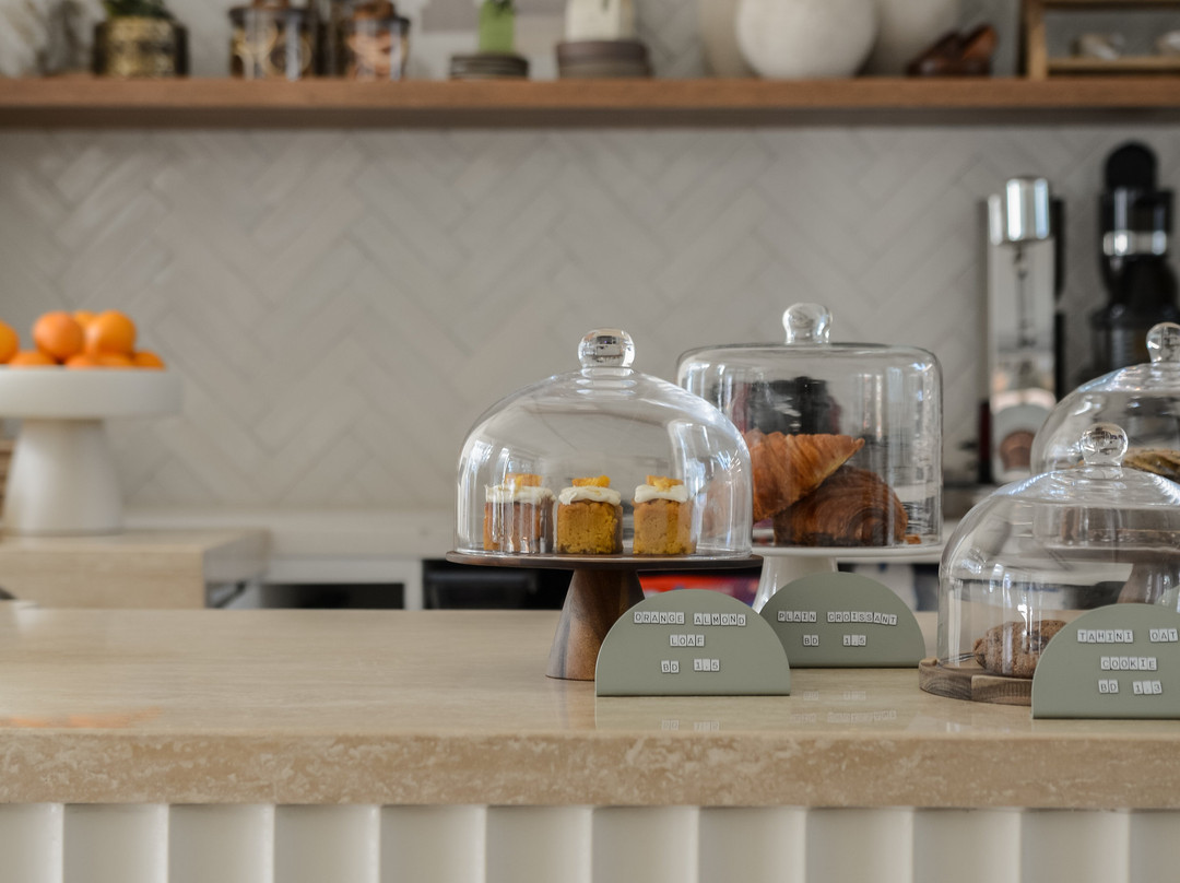 Cantine, The Courtyard