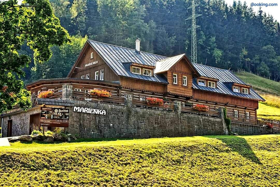 Velka Upa酒店住宿-Pension Marienka