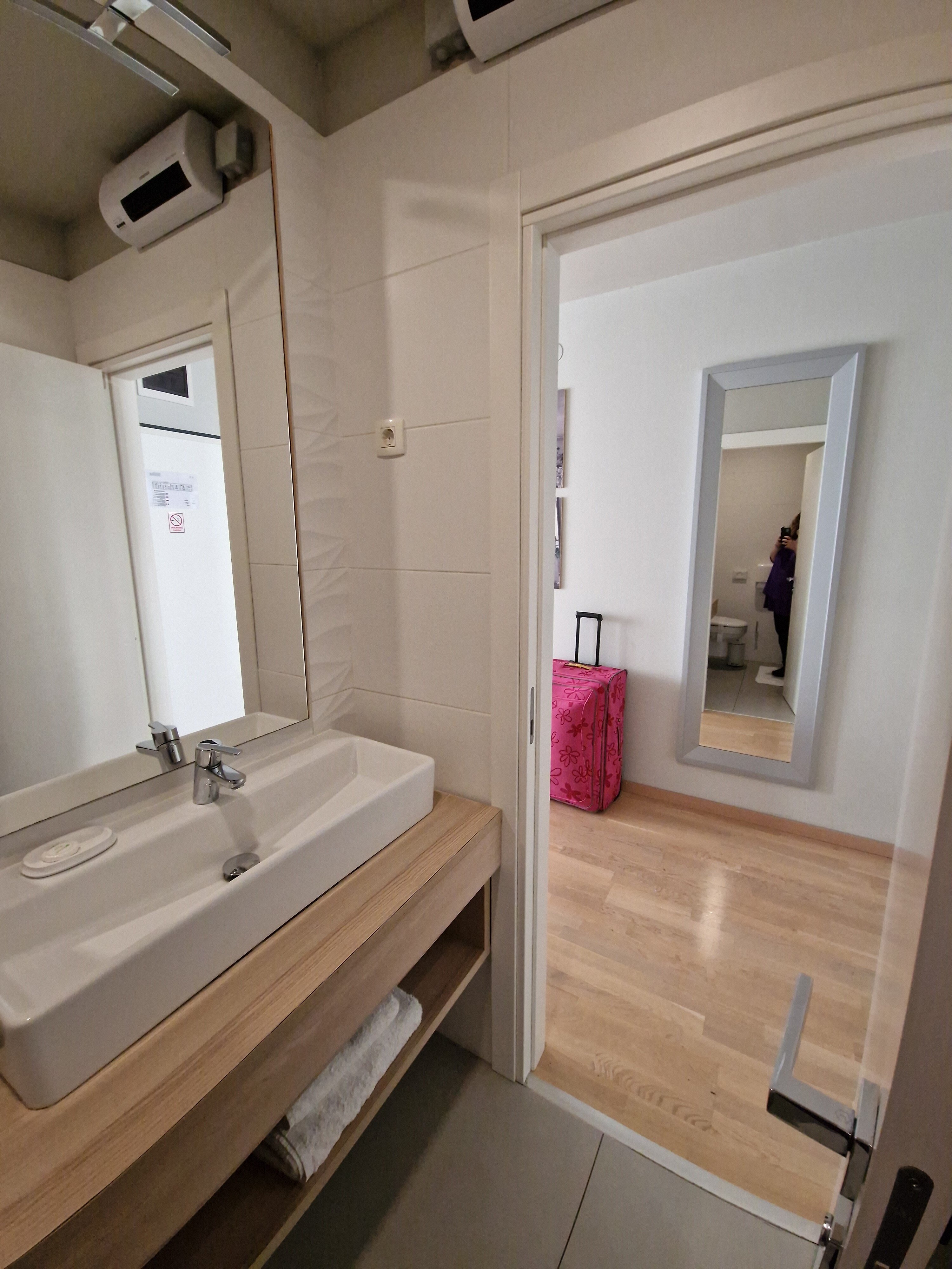 Apartments & Rooms Preelook-浴室