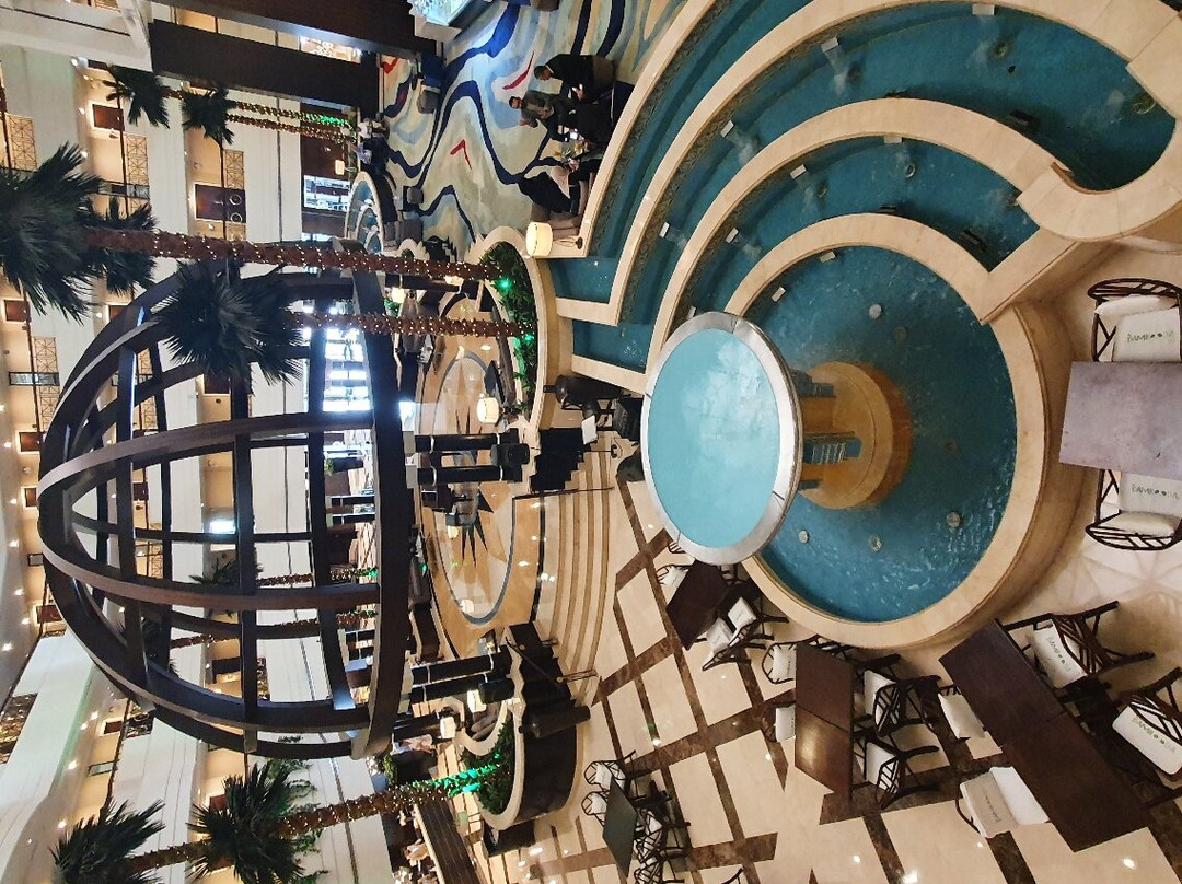 罗达艾尔布斯坦酒店主图