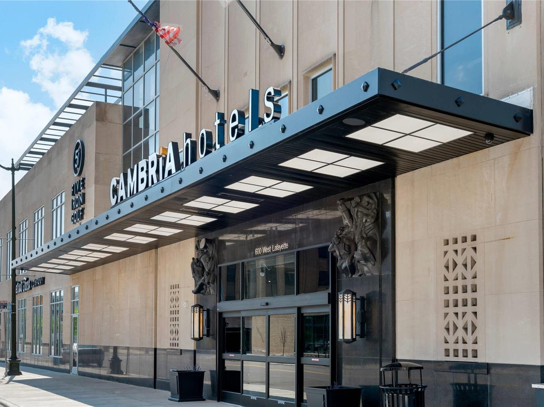 Cambria Hotel Detroit Downtown