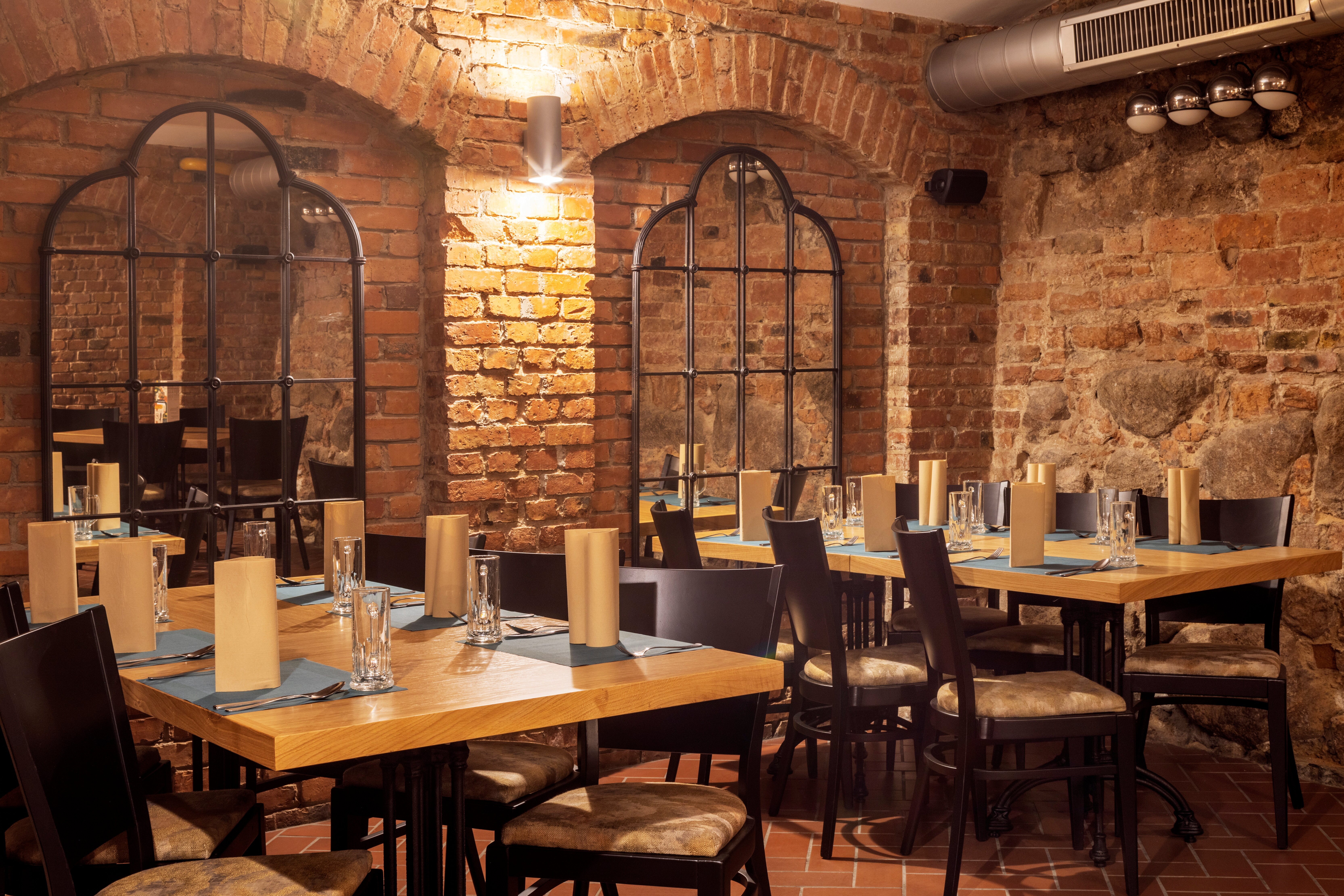 布罗瓦利亚酒店-餐饮