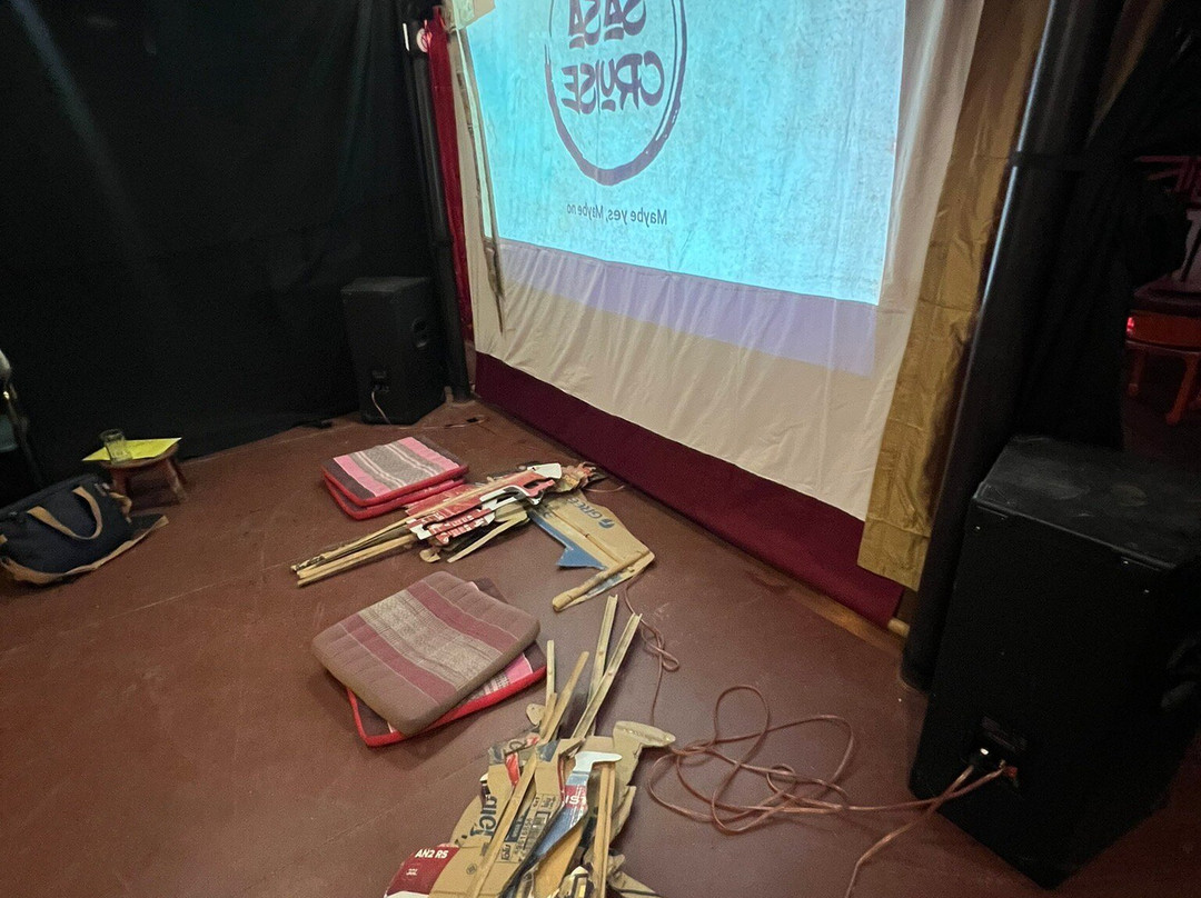 Sa Sa Shadow Theater-琅勃拉邦必去景点