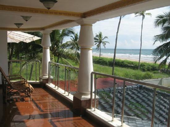 Kamala Prestige Beach Villa主图