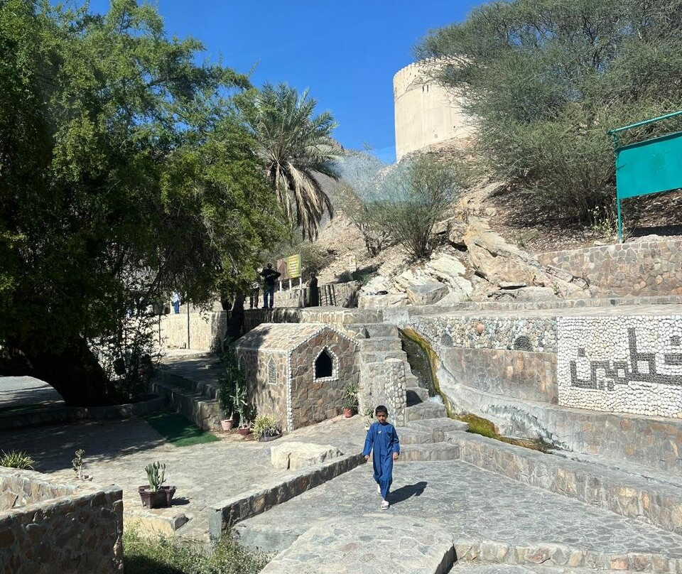 Falaj Al Khatmain-Birkat Al Mouz必去景点