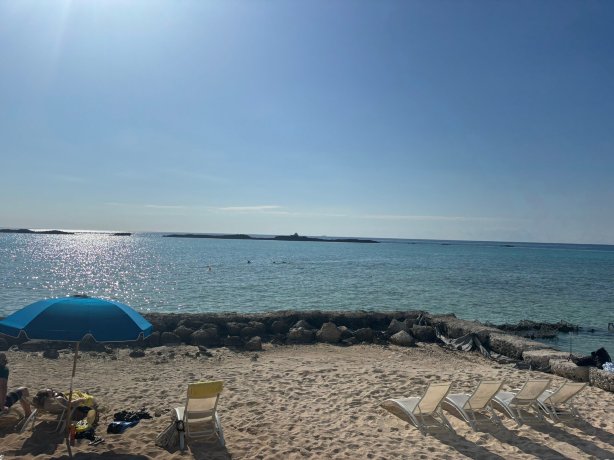 Paradise Cove Beach Resort-官方