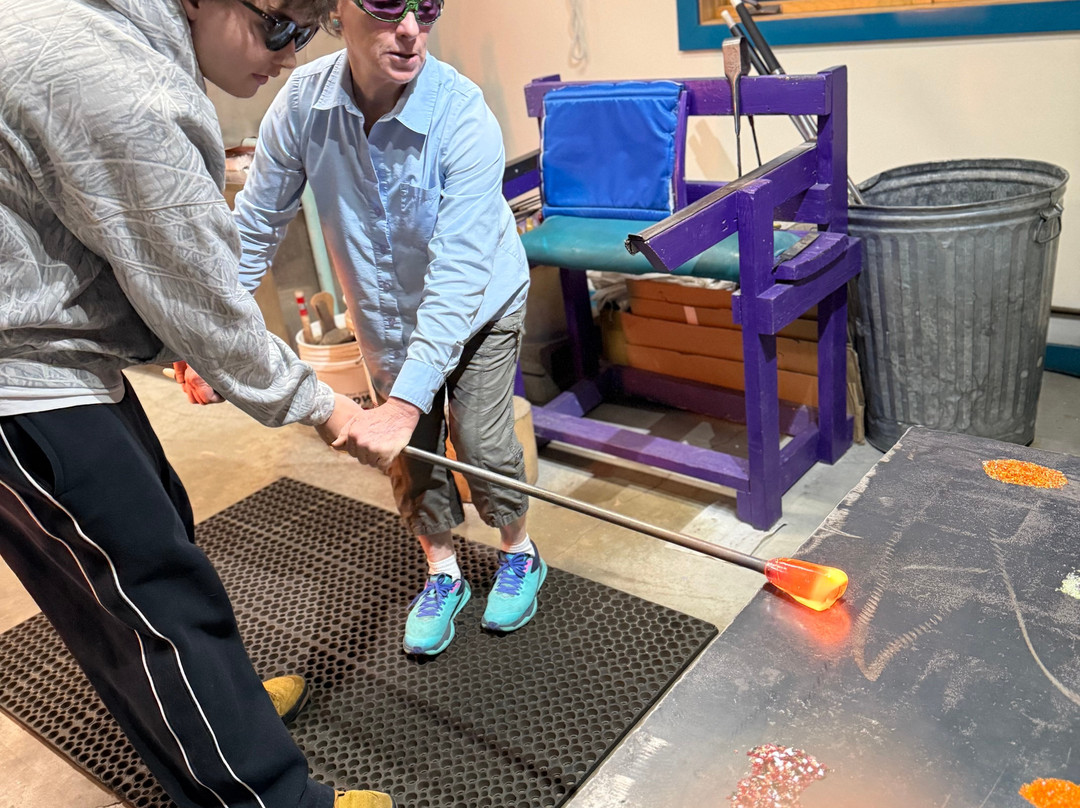 Thal Glass Studio-威尔逊必去景点