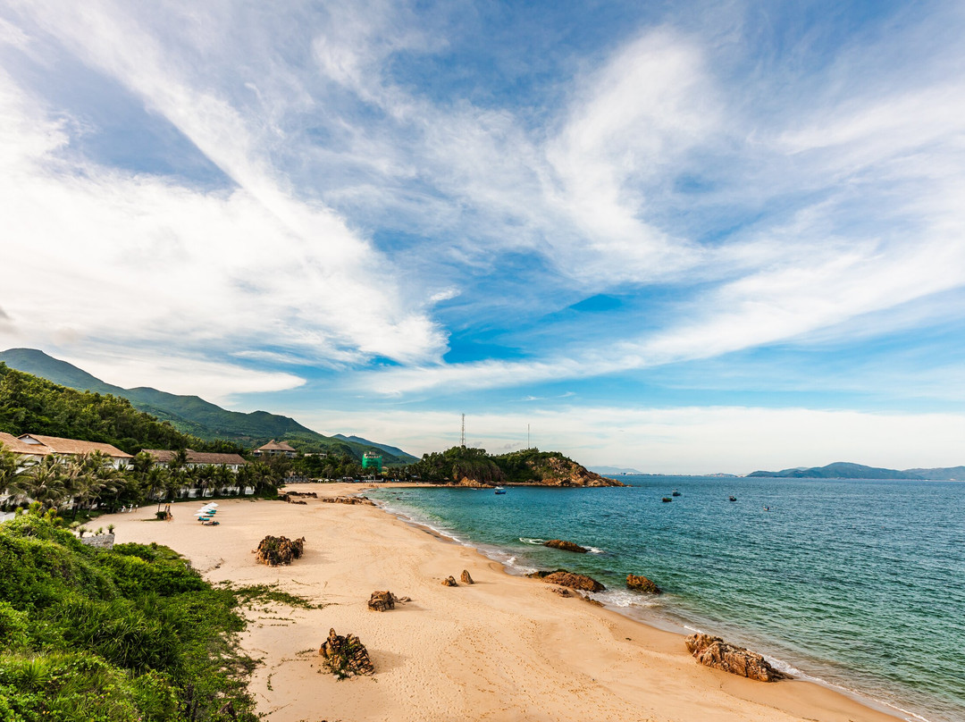 归仁安纳塔拉别墅度假酒店主图