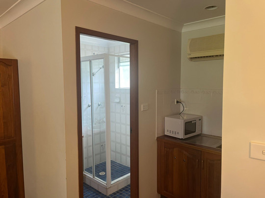 殖民地风格庭院摩托宾馆主图