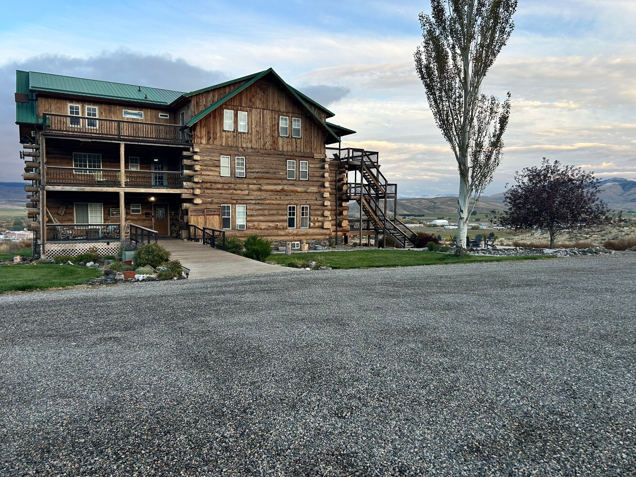 Syringa Lodge-官方