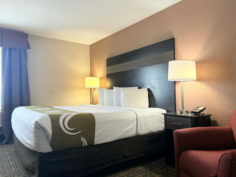 AmericInn by Wyndham Holland MI