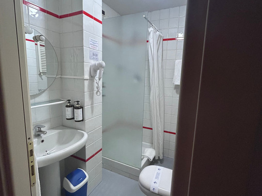 帕利欧酒店主图