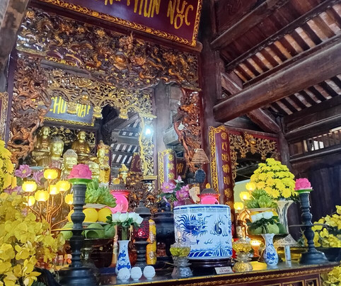 Van Son Pagoda-昆山岛必去景点