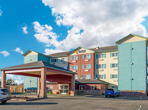 Comfort Inn and Suites主图