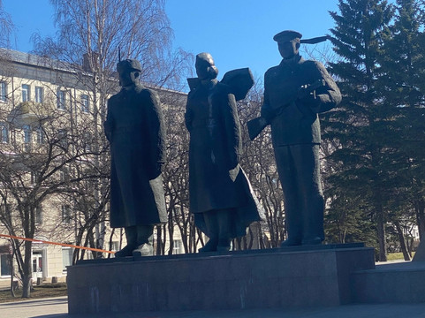 Victory War Monument 1941—1945 and Eternal Flame-阿尔汉格尔斯克必去景点