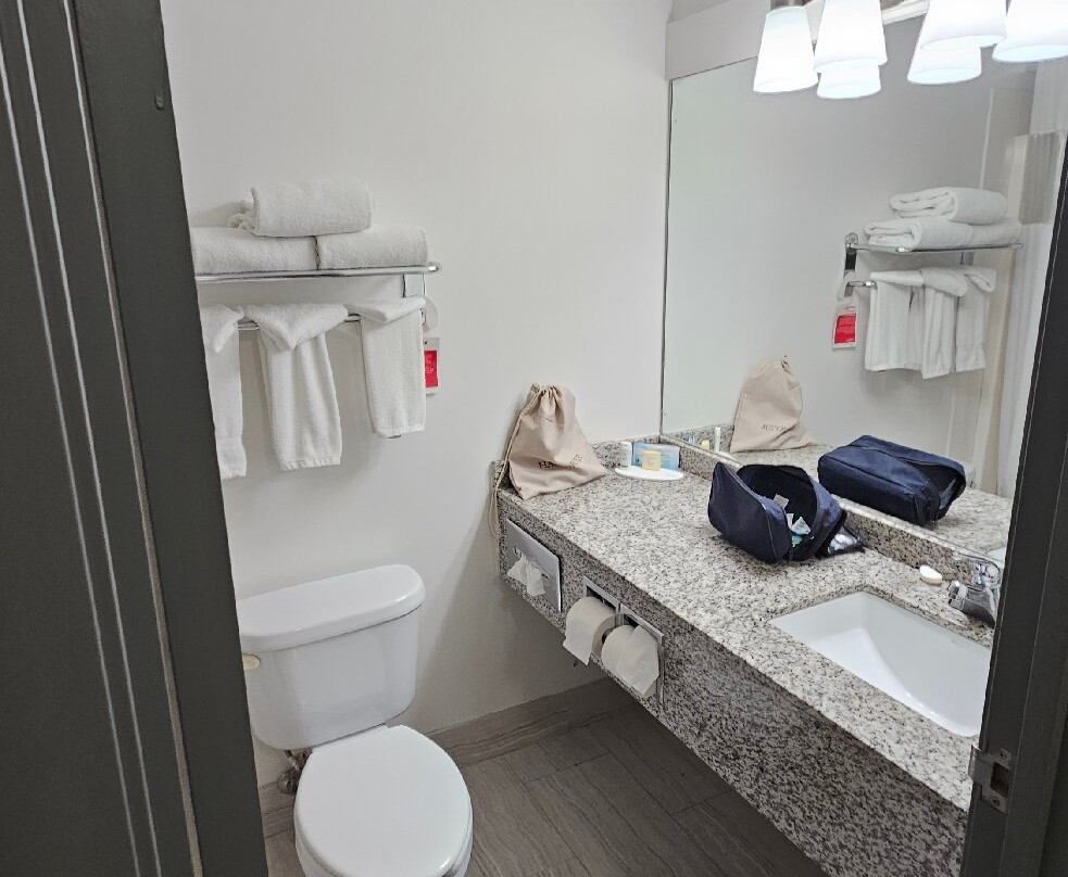 黄金市华美达酒店主图