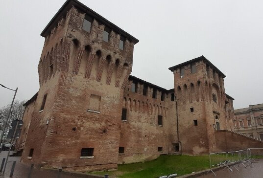 Antica Rocca di Cento-琴托必去景点