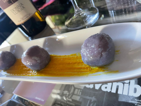 Estro Alta Cucina Vegetariana Montalbo