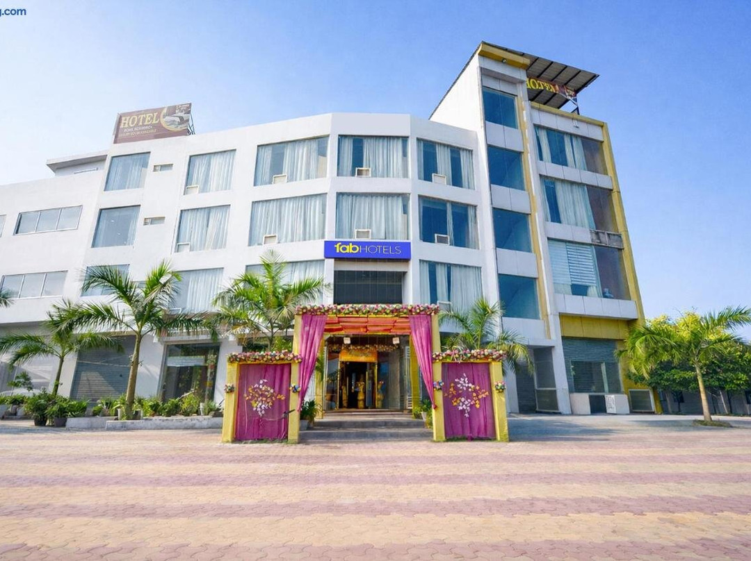 FabHotel Rohil Residency
