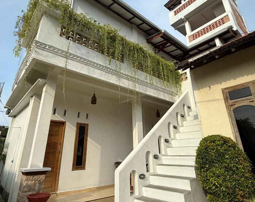 Watukarung Kaderi's Home