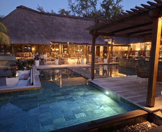 维兰达保尔弗吉尼酒店及水疗中心 - 仅限成人-泳池