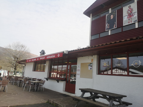 Restaurant Trinquet Herriarena Saint Etienne de Baïgorry 