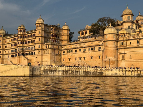 BOUT INDIA TOURS-斋蒲尔必去景点