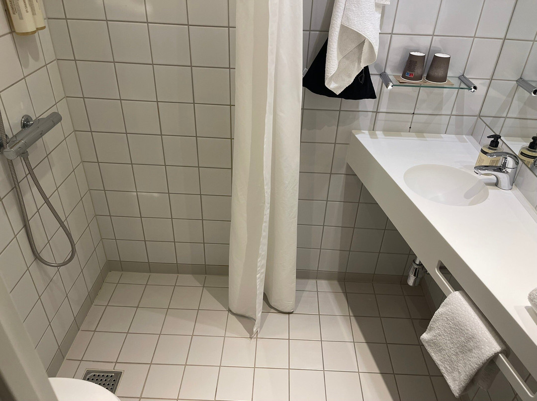 比隆机场Zleep酒店主图