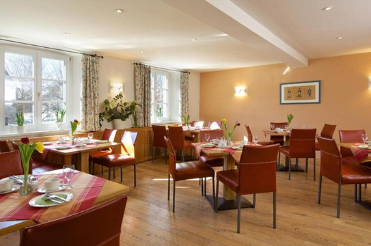 帕斯特酒店主图