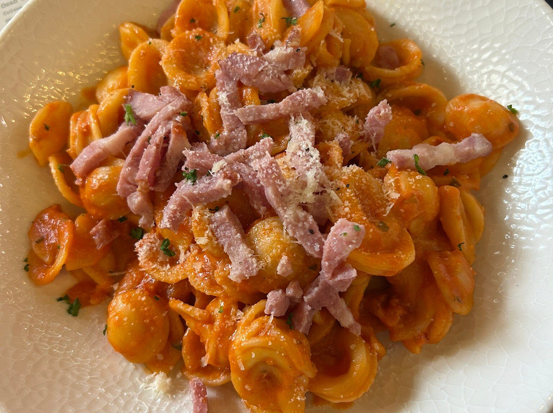 Bouillon italia osteria d'or主图